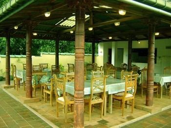 Palm Garden Home Stay Deiyannewela Esterno foto